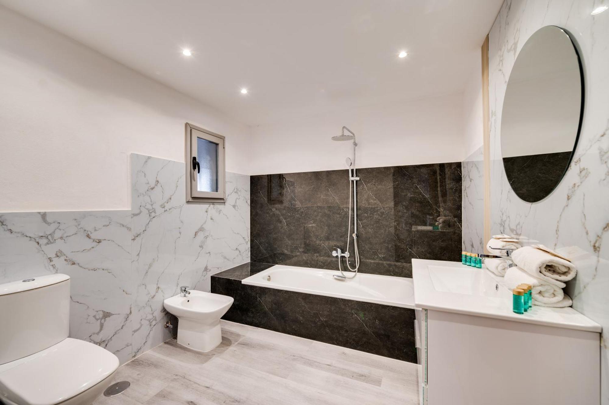 Vacation I Stylish 5bdr Penthouse, Sea And Marina View *